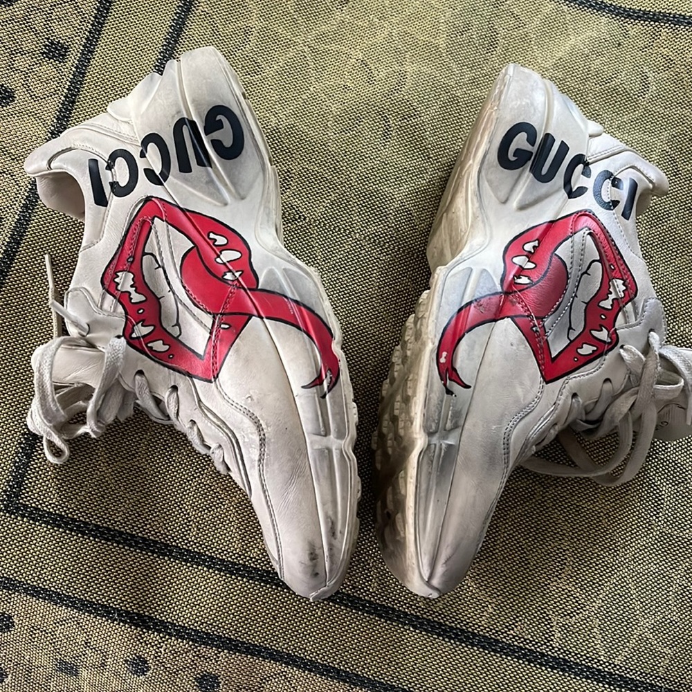 Gucci Sneakers Big Red Lips